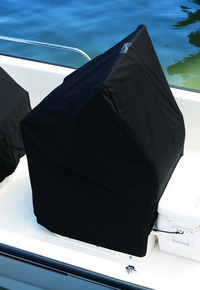 Photo of Boston Whaler Montauk 150 2013: Console-Cover (black or blue from Whaler) 