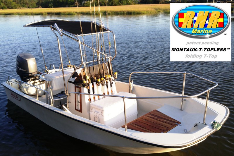 Boston Whaler® Montauk-17 19xx Montauk-T-Topless (MT2) on-the-water, starboard-front