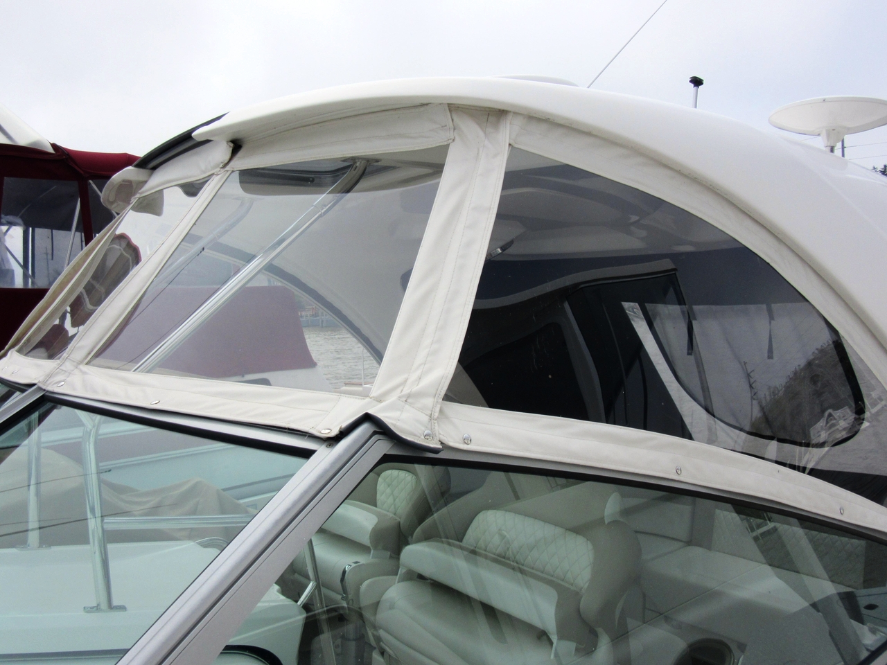 Hard Top SideCurtains White Stamoid (Factory OEM) for Chaparral® 310 Signature (20102017) from