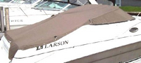 Photo of Larson Cabrio 240, 2006: Cockpit Cover, viewed from Starboard Rear 