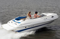 Photo of Mariah® G19, 2009 Running, viewed from Starboard Rear (Factory OEM website photo) 