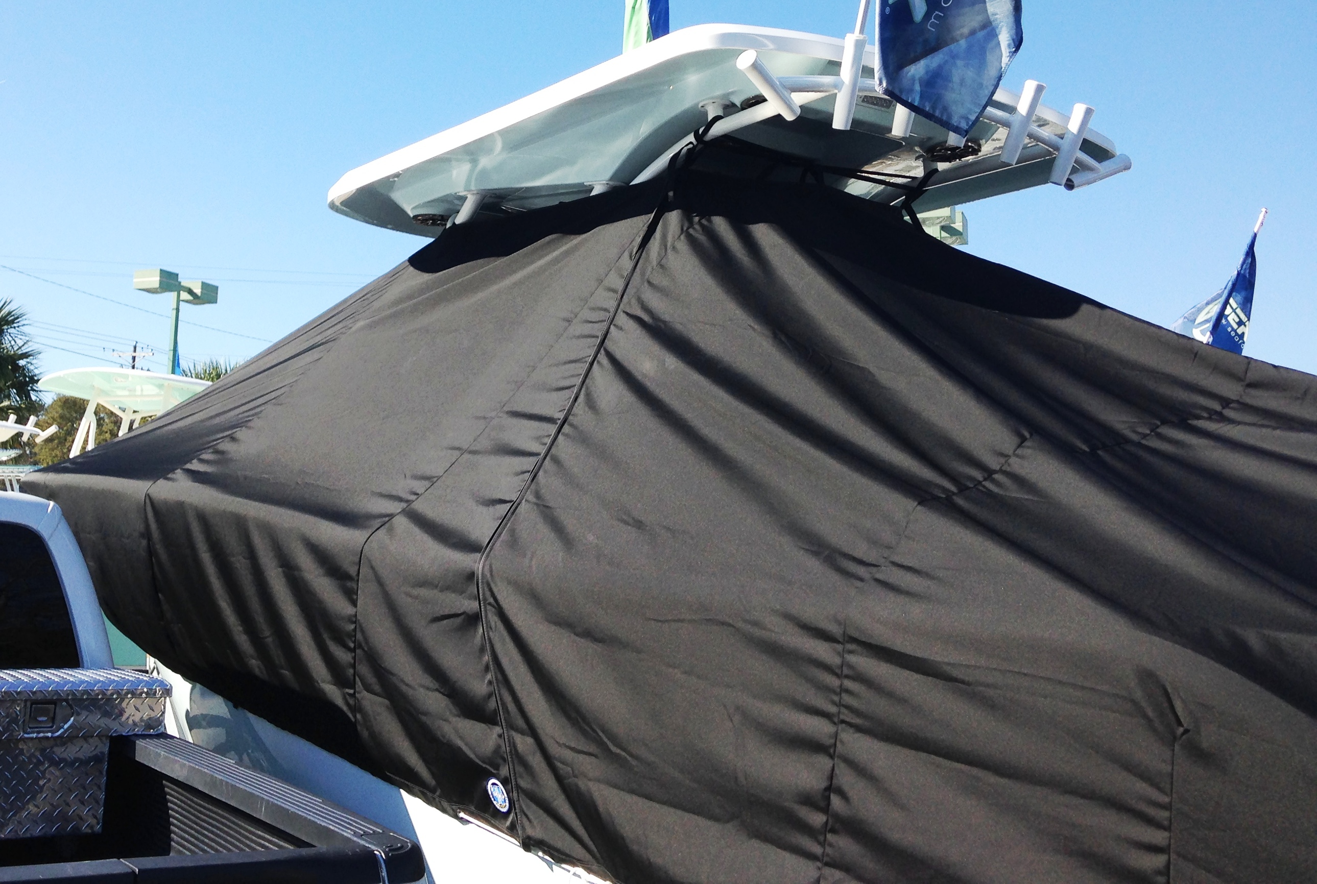 Sea Fox 286CC Commander, 20xx, TTopCovers™ T-Top boat cover close up