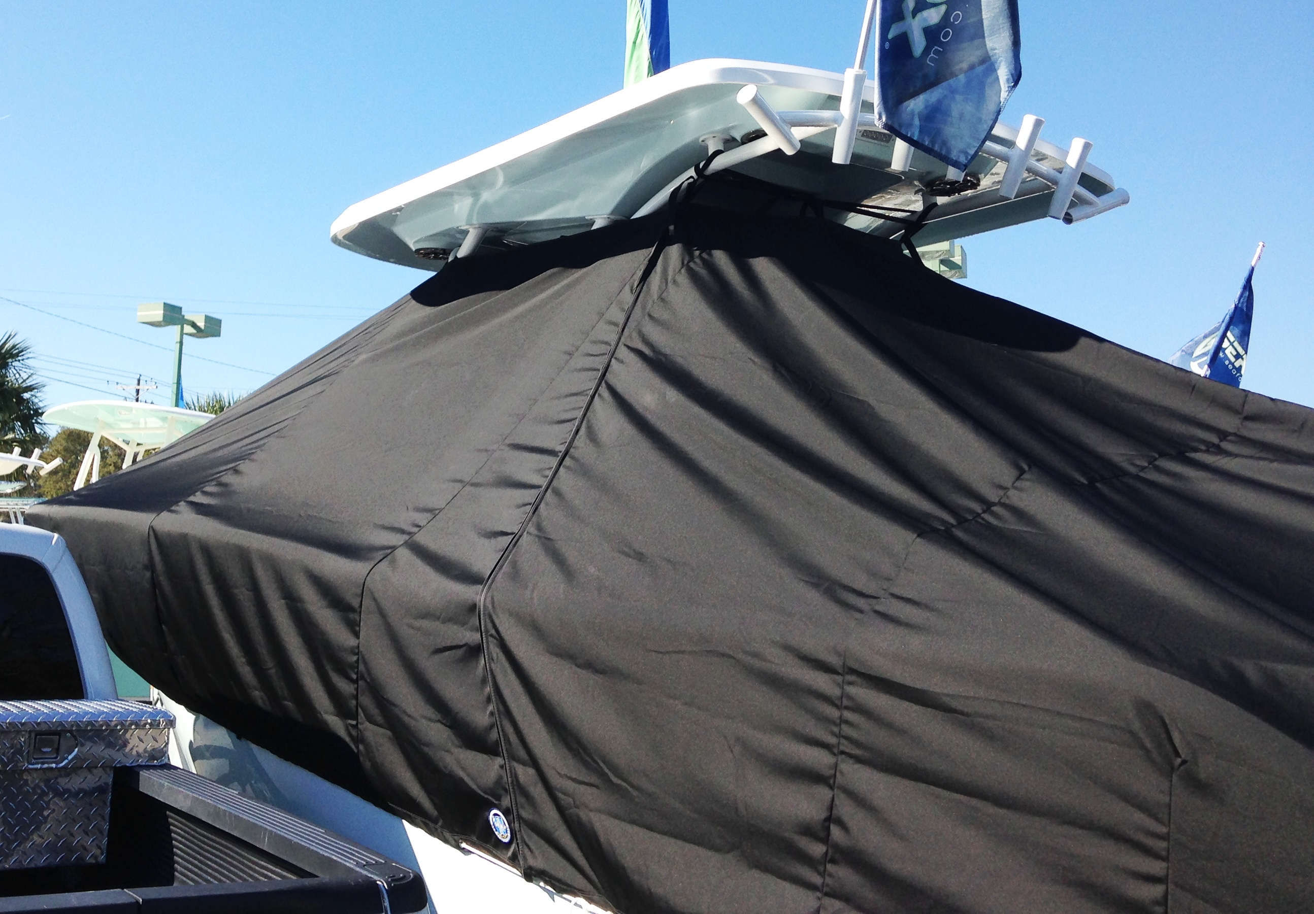 Sea Fox 287CC, 20xx, TTopCovers™ T-Top boat cover, port rear closeup