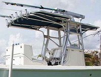 Photo of SeaVee 290 Soft Top, 2010: Factory Canvas T-Top, viewed from Starboard Rear 